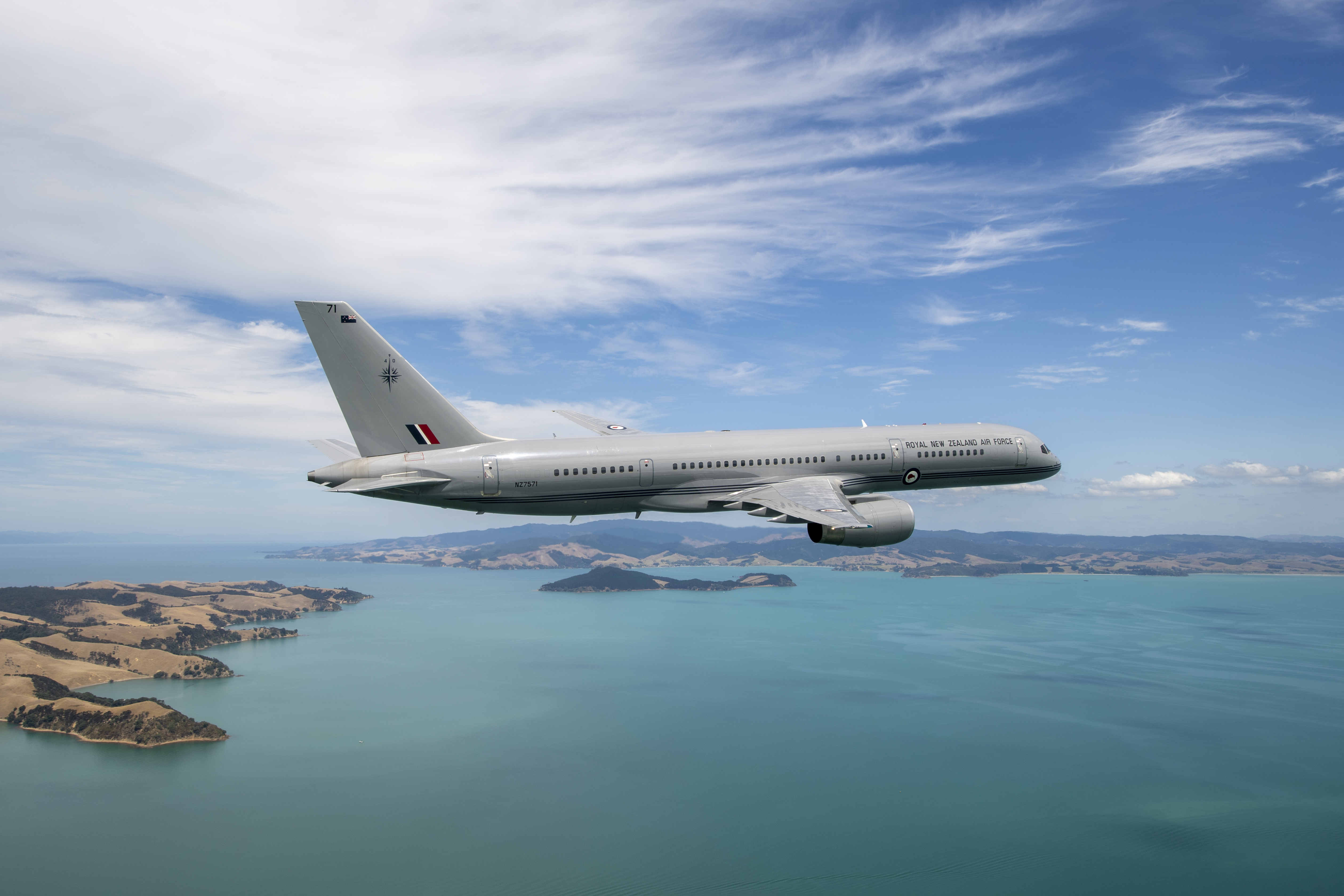 Boeing757-2K2.jpg