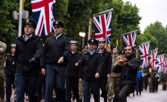 The NZDF contingent takes part in the Queen’s Platinum Jubilee Pageant rehearsal through the early morning London streets