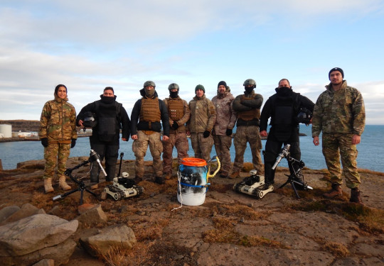 Royal New Zealand Navy Divers in Iceland