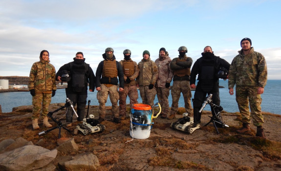Royal New Zealand Navy Divers in Iceland