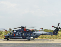 NH90 4