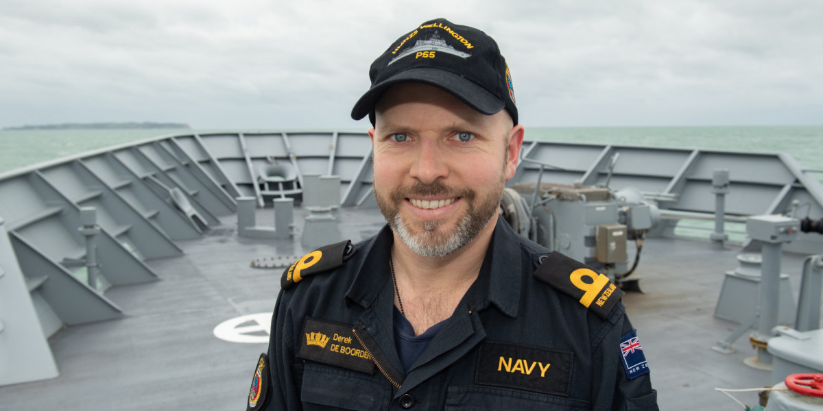 Вооруженные силы новой зеландии. New zealand navy. New zealand navy. New zealand defence forces soldier photo. Navy и fleet разница.