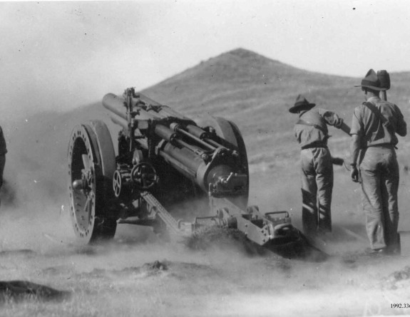 NZ Artillery with 60pdr at Waiouru 1938