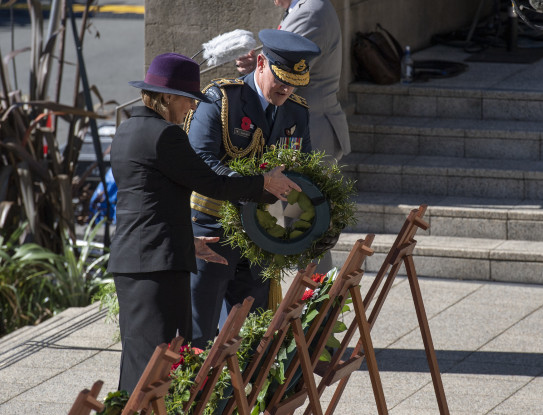 Chief of Defence Force, Air Marshal Kevin Short, and Mrs Sherryll Short lay a wreath at Pukeahu National War Memorial.