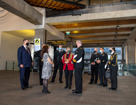 Chief of Navy, Rear Admiral David Proctor presented the bell to Christchurch Mayor, Lianne Dalziel at the city council offices.