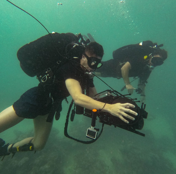 Able Diver Eduard Korent and Petty Officer Diver Easton Nicholas of the RNZN Clearance Diving Group diving in Nanumea Lagoon.