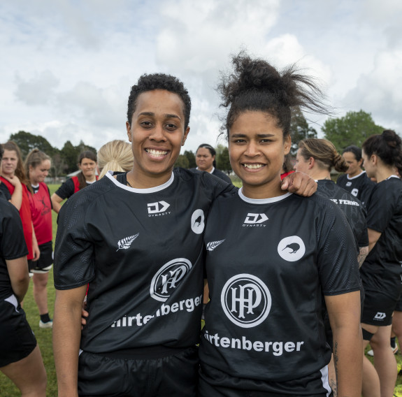Second Lieutenant Jokaveti Waqanivalu (left) and Lance Corporal Mary Kanace (right) learnt they were distant cousins when their families were reunited ahead of their Army Basic Training course in 2015