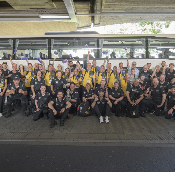 The NZ Invictus team and some of the party of volunteers that warmly welcomed them after arriving in Düsseldorf for the Invictus Games