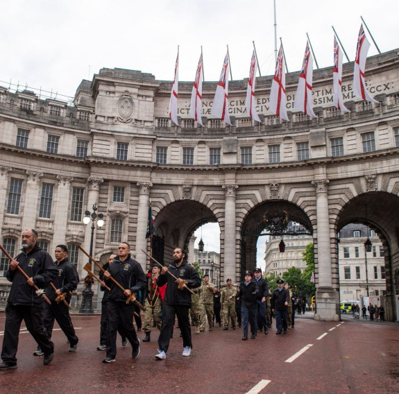 The NZDF contingent takes part in the Queen’s Platinum Jubilee Pageant rehearsal through the early morning London streets