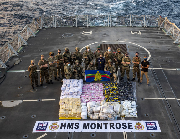 HMS Montrose crew with drugs seized at the end of the Royal New Zealand Navy’s stint leading the Combined Task Force 150 in the Indian Ocean