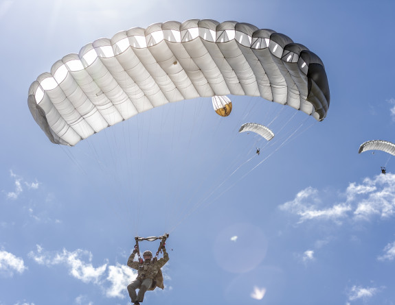 Parachute 4