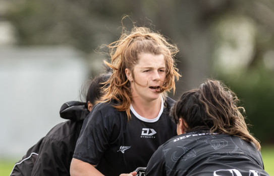 Sub-Lieutenant Kate Williams prepares to go high in training ahead of the Defence Ferns’ first match in the International Defence Rugby Competition