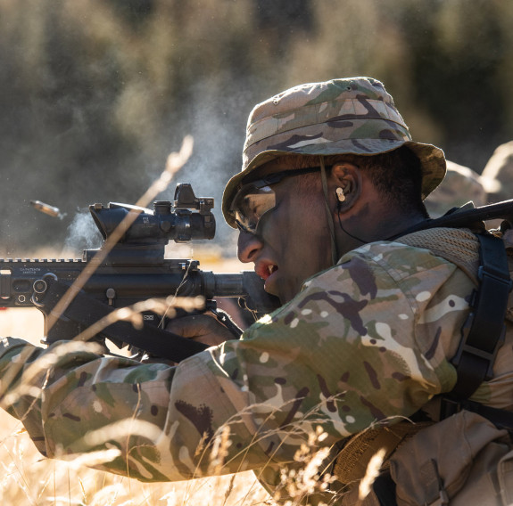 Aircraftman Talamahina taking part in Exercise He Taua at Dip Flat in Marlborough