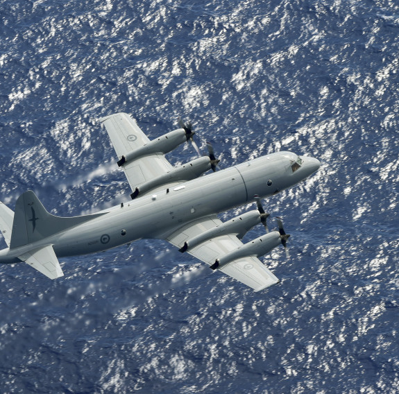 P-3K2 Orion flies over the ocean